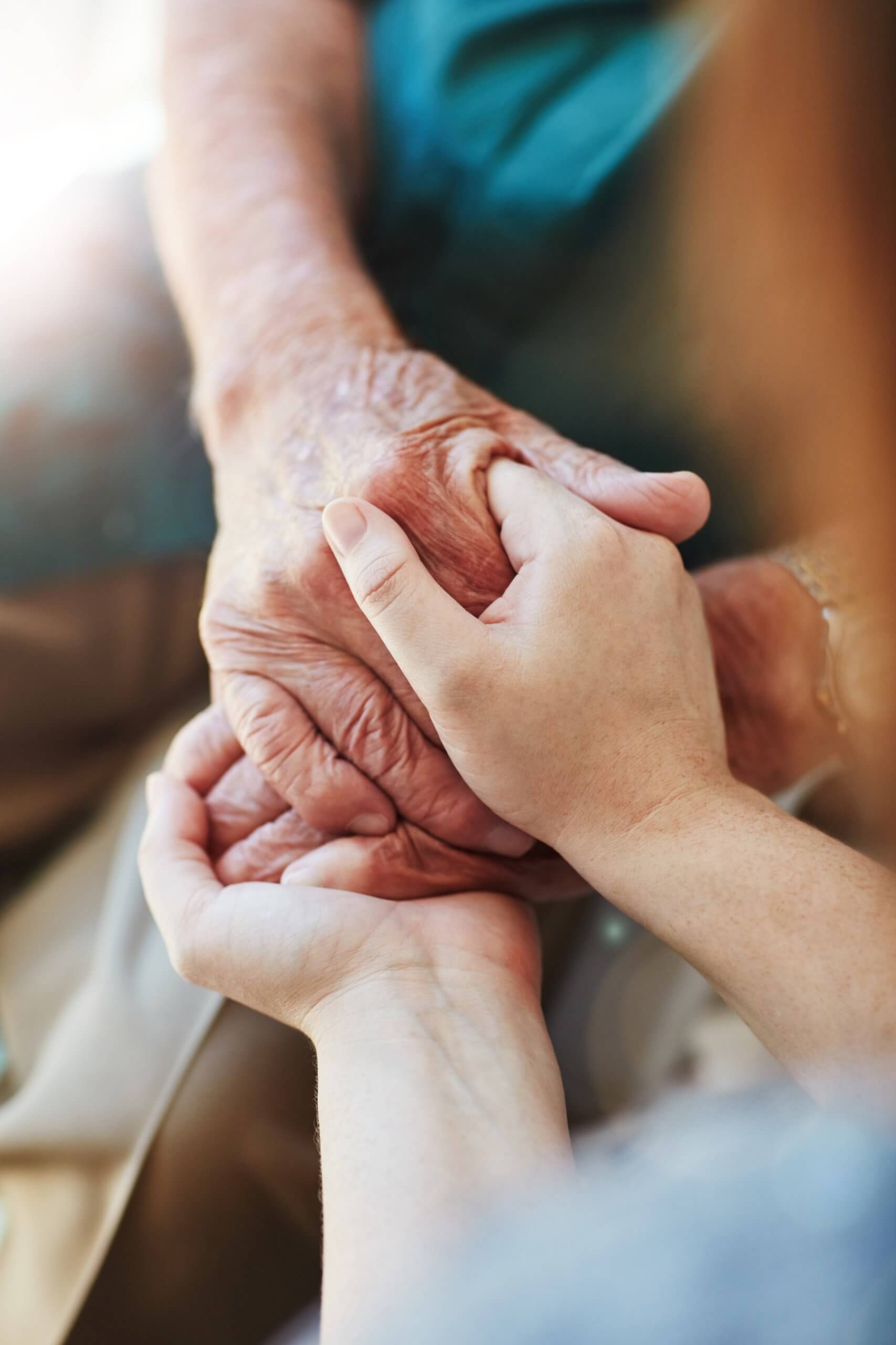 Geriatra versus Gerontologia: Entenda as diferenças e a importância de cada área